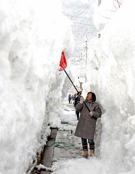 Snowing in Japan